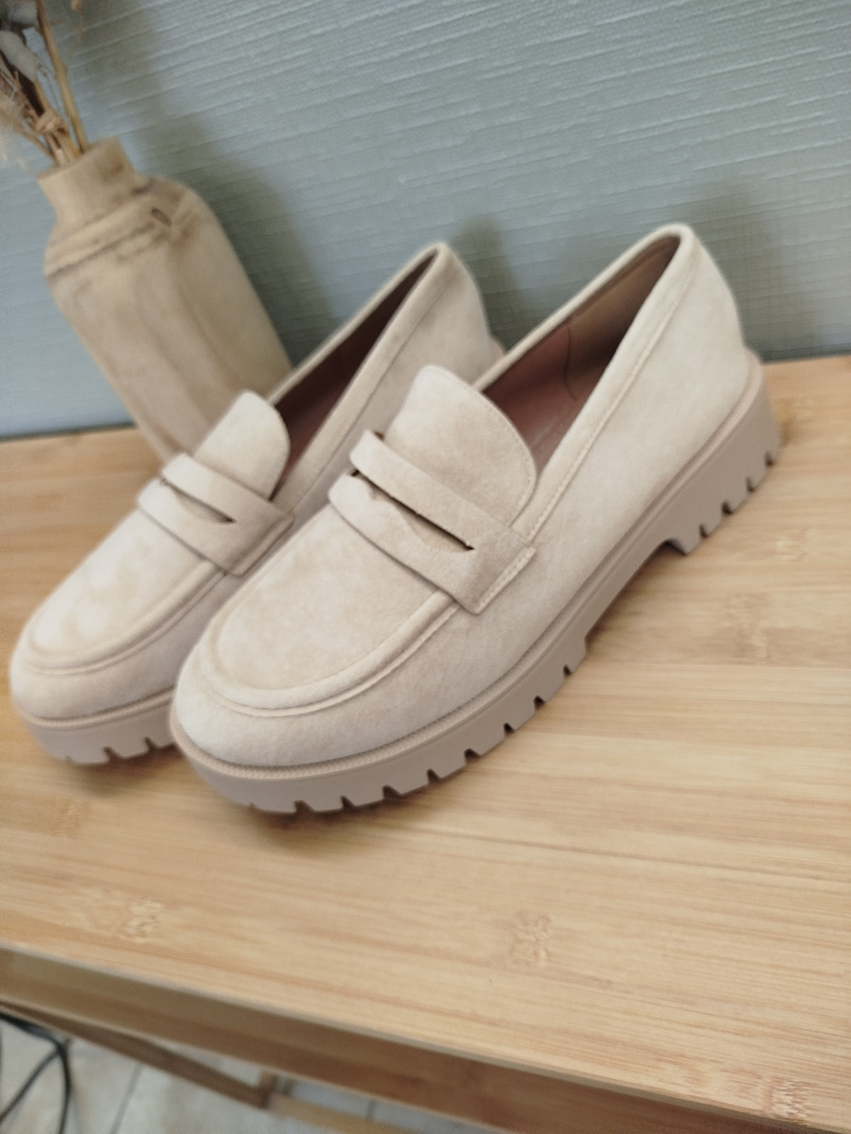 Mocassins Ilona - mocassin en suédine beige