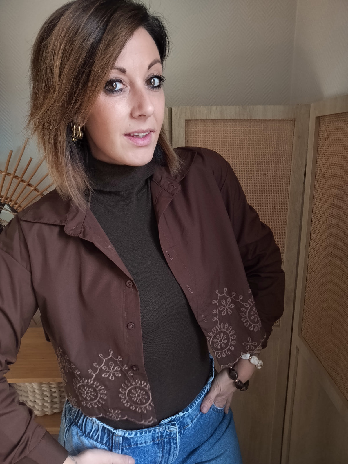Chemisier court chocolat brodé Sasha S/M M/L | Le Studio de Lucie P