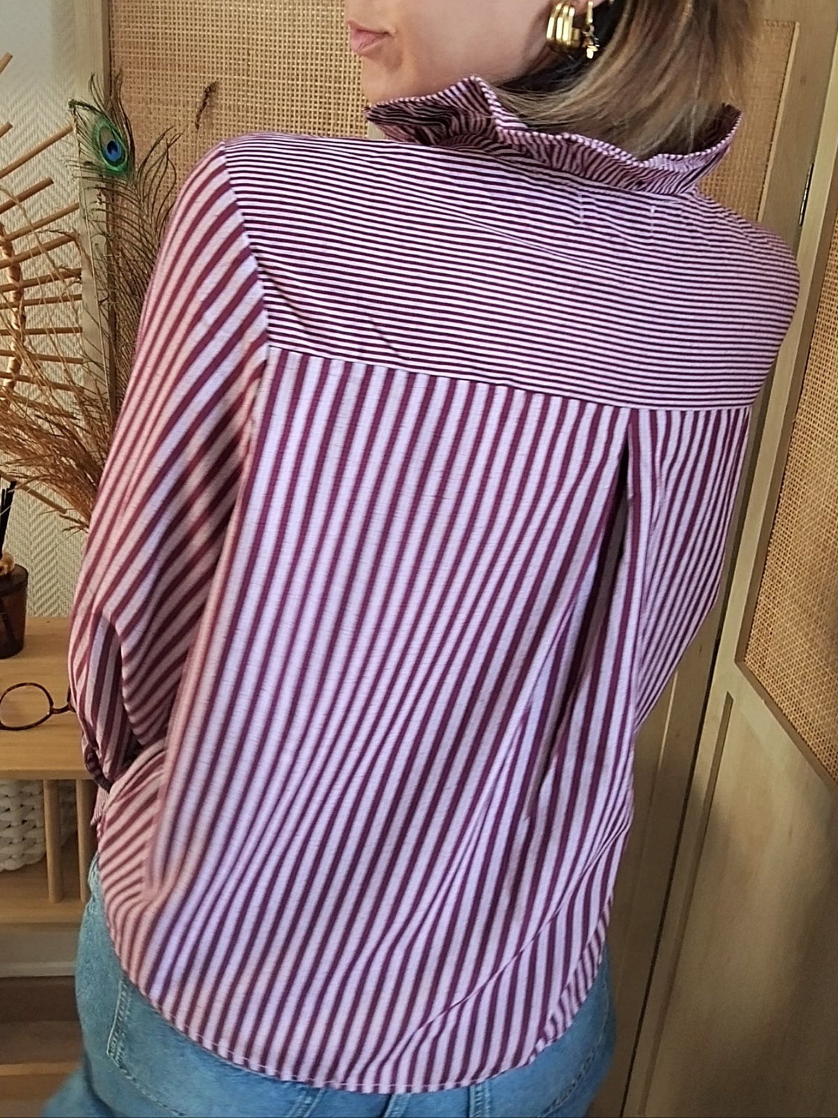 Chemise Thaïs rayée bordeaux à volants S/M M/L | Le Studio de Lucie P