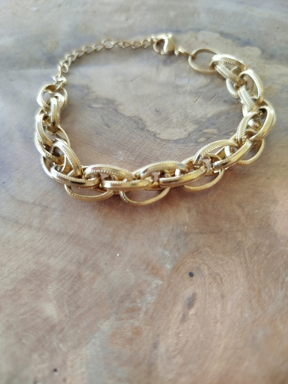 Bracelet Giulia maille croisé– Acier inoxydable doré