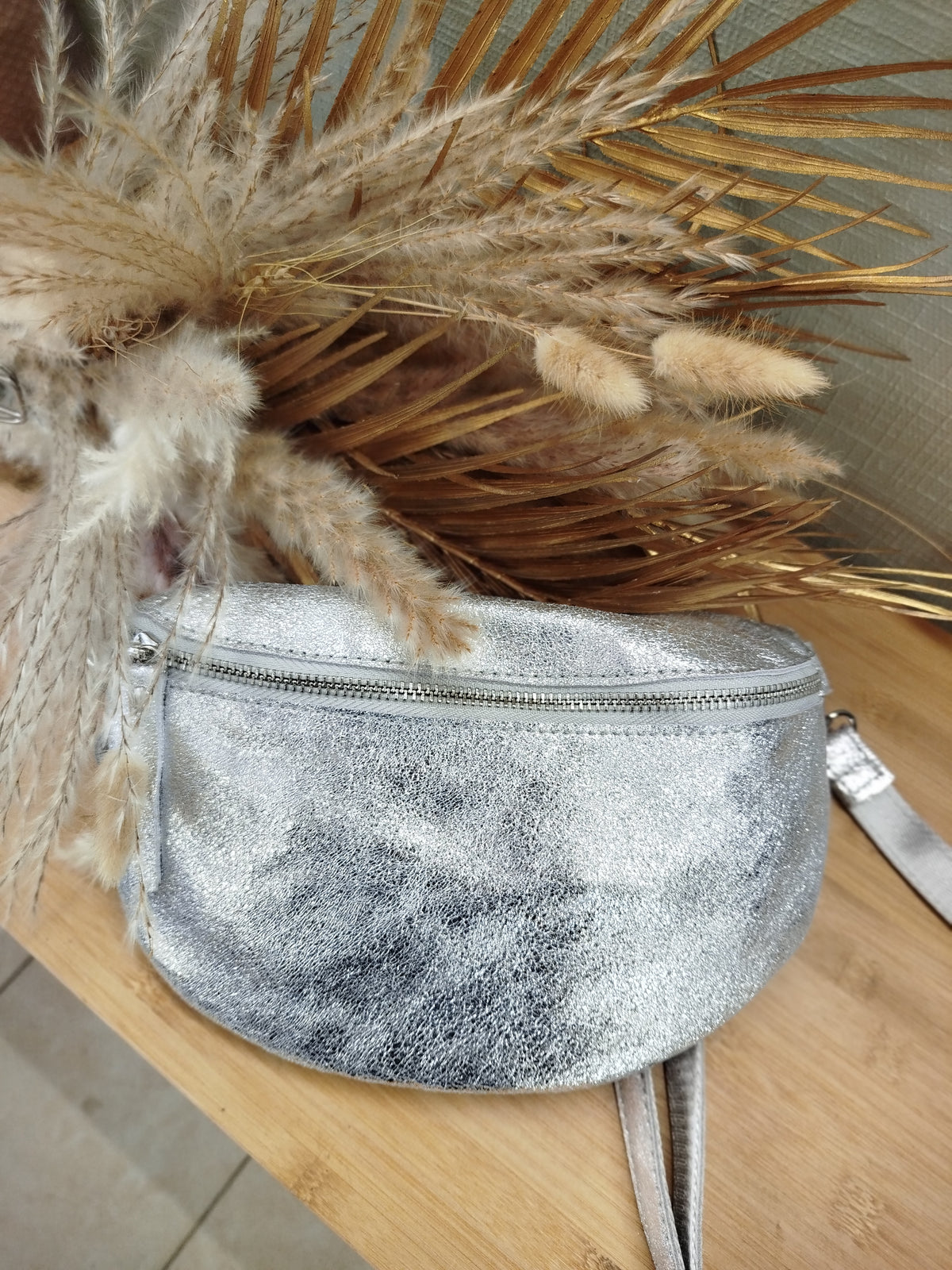 Banane Joelia - sac en cuir brillant