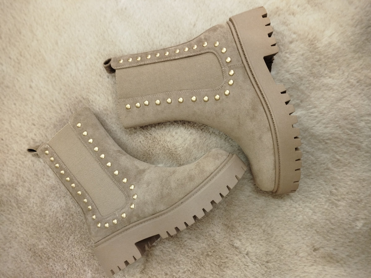 Bottines Hope - bottines suédine crème à clous